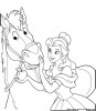 Belle avec son gentil cheval